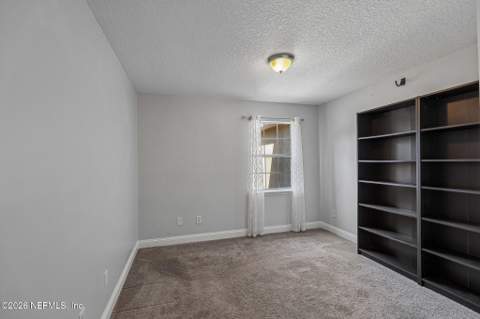 4531 Hanover Park Drive, Jacksonville FL - photo 24 of 37