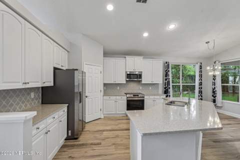 4531 Hanover Park Drive, Jacksonville FL - photo 16 of 37