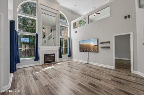 4531 Hanover Park Drive, Jacksonville FL - photo 8 of 37
