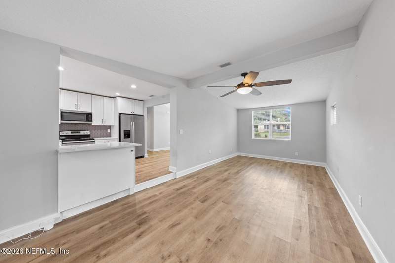 3 bedroom Single Family Residence at 9742 Cunningham Road, Southside Estates, Jacksonville — photo 5