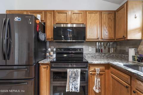 7111 Zona Avenue, Jacksonville FL - photo 9 of 26