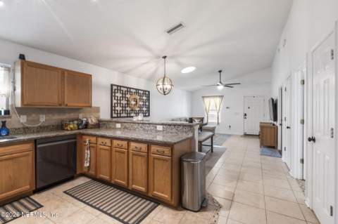 7111 Zona Avenue, Jacksonville FL - photo 11 of 26