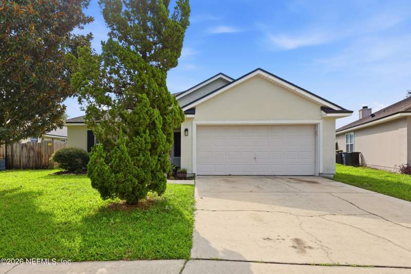 3 bedroom Single Family Residence at 9318 Daniels Mill Drive, Watermill, Jacksonville — photo 2