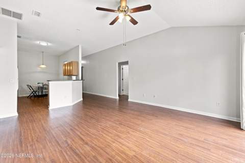 9318 Daniels Mill Drive, Jacksonville FL - photo 9 of 42