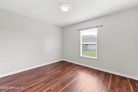 9318 Daniels Mill Drive, Jacksonville FL - photo 17 of 42