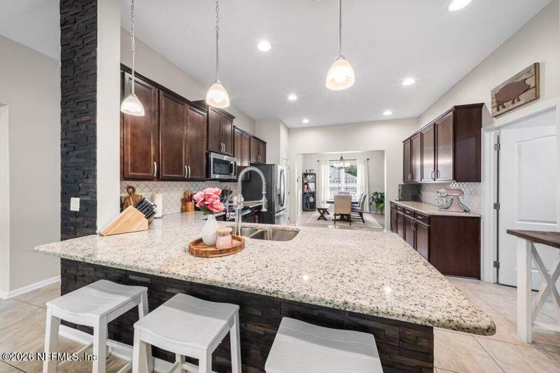 3 bedroom Single Family Residence at 12130 Rouen Cove Drive, Rouen Cove, Jacksonville — photo 3