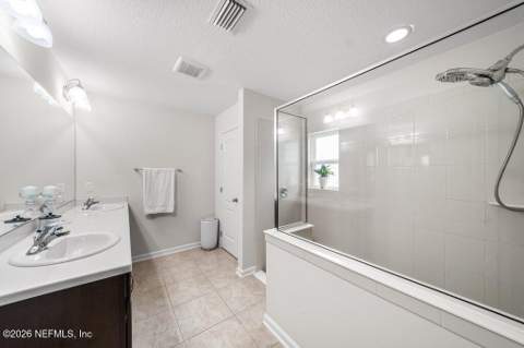 12130 Rouen Cove Drive, Jacksonville FL - photo 16 of 24