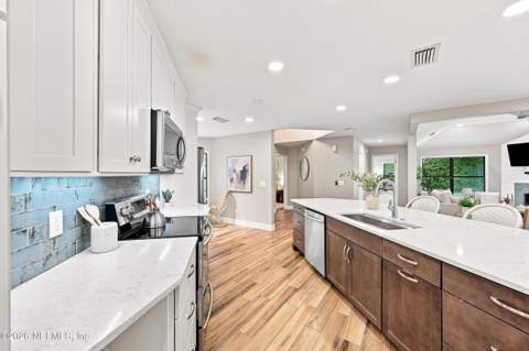 6010 Bridgewater Circle, Ponte Vedra Beach FL - photo 13 of 67
