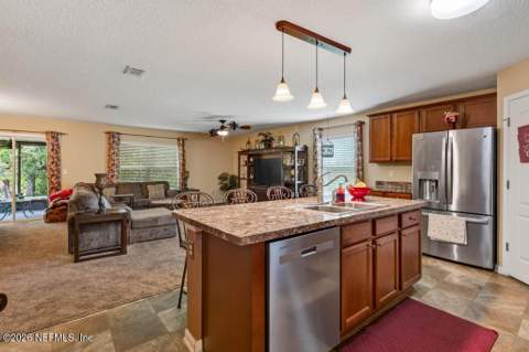 65057 Lagoon Forest Drive, Yulee FL - photo 12 of 45