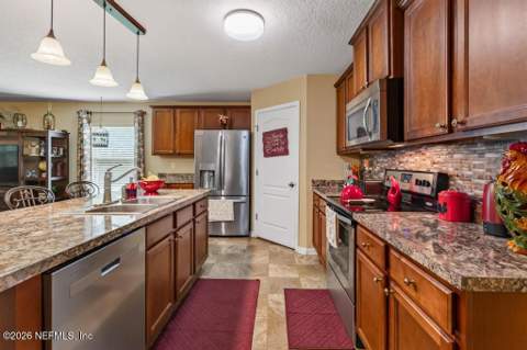 65057 Lagoon Forest Drive, Yulee FL - photo 11 of 45
