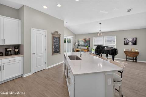 65805 Edgewater Drive, Yulee FL - photo 12 of 45
