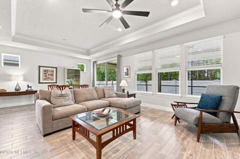 11030 Town View Drive, Jacksonville FL - photo 8 of 51