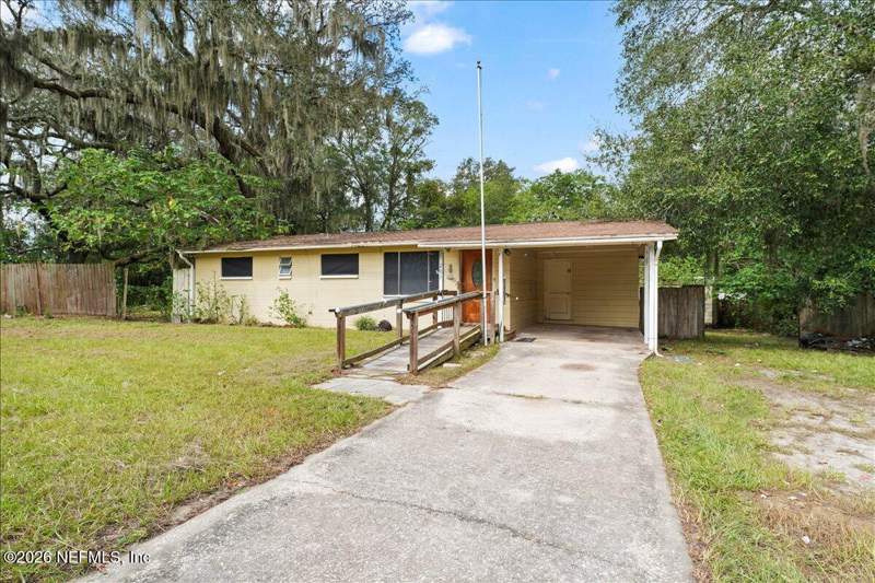 3 bedroom Single Family Residence at 201 Canis Drive, Meadowbrook, Orange Park — photo 2