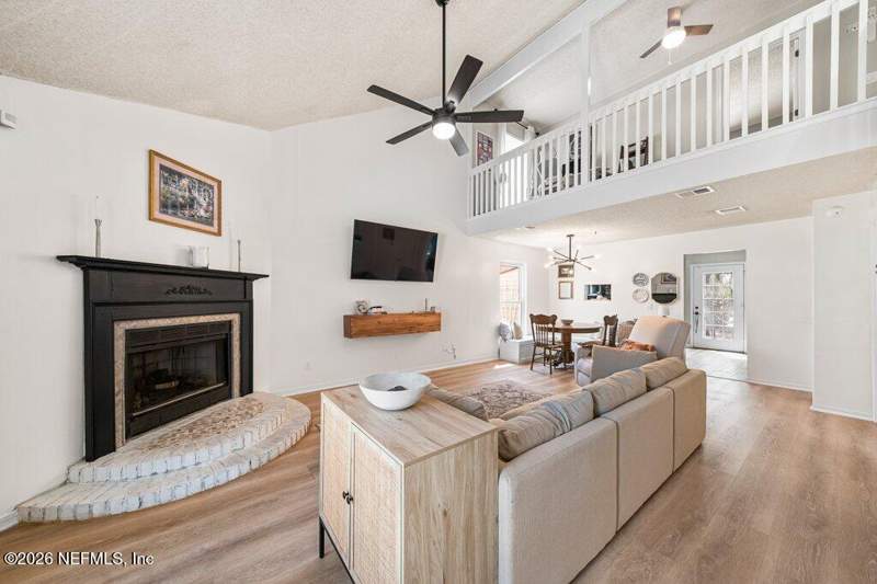 3 bedroom Townhouse at 11588 Fort Caroline Lakes Drive, Fort Caroline Lakes, Jacksonville — photo 3