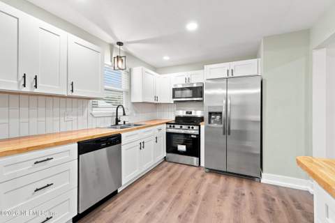 2411 Provost Road, Jacksonville FL - photo 7 of 25