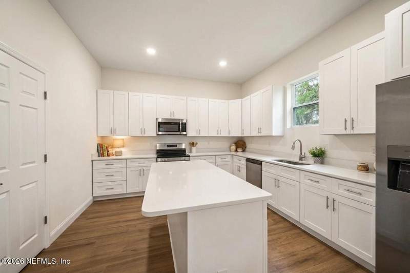 4 bedroom Single Family Residence at 1483 Bertha Street, The Highlands, Jacksonville — photo 3
