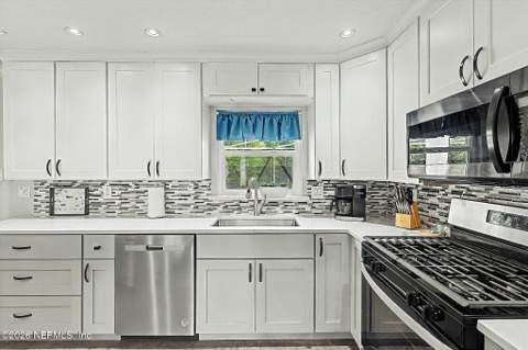 404 Seventeenth Street, St. Augustine FL - photo 16 of 41