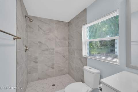 904 Kennard Street, Jacksonville FL - photo 14 of 35
