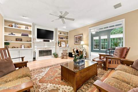 8658 Pebble Creek Lane, Jacksonville FL - photo 9 of 84