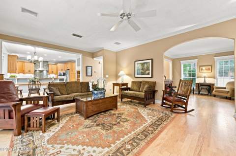 8658 Pebble Creek Lane, Jacksonville FL - photo 10 of 84