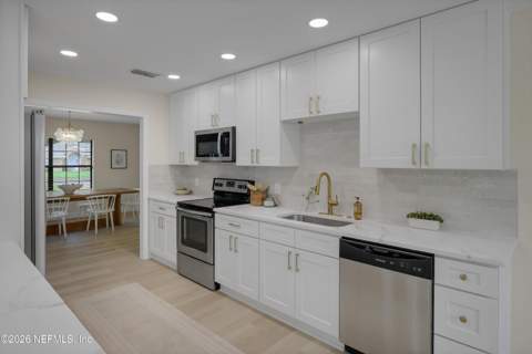 408 Harvest Bend Drive, Fleming Island FL - photo 13 of 45