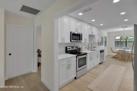 408 Harvest Bend Drive, Fleming Island FL - photo 18 of 45