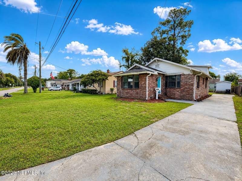 4 bedroom Single Family Residence at 5038 Fremont Street, Lakeshore, Jacksonville — photo 3