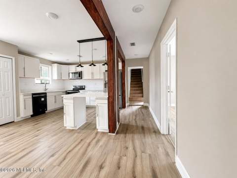 5038 Fremont Street, Jacksonville FL - photo 15 of 55
