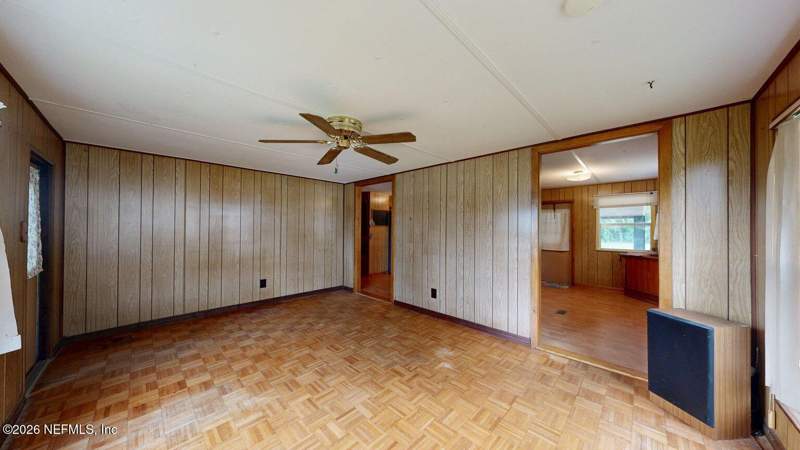 3 bedroom Mobile Home at 117 Railroad Avenue, Assessors Map, Pomona Park — photo 5