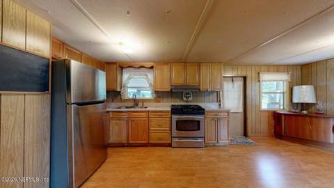 117 Railroad Avenue, Pomona Park FL - photo 7 of 24