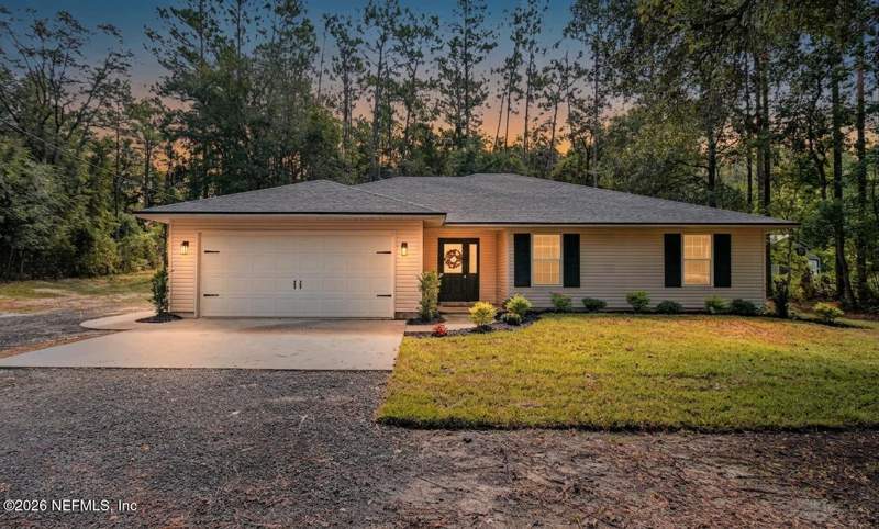 3 bedroom Single Family Residence at 6435 River Circle, Metes & Bounds, Macclenny — photo 3
