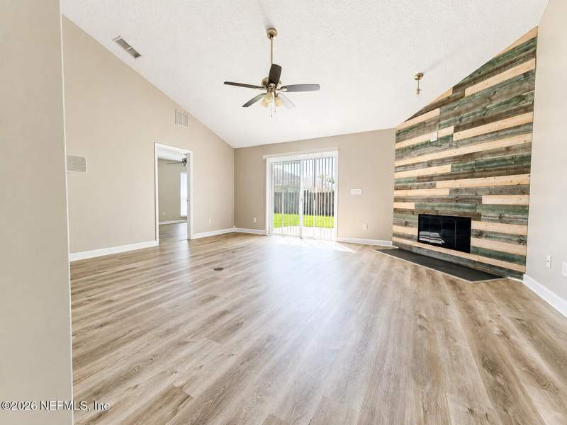 3 bedroom Single Family Residence at 405 Mackenzie Circle, Meadows At St Johns, St. Augustine — photo 3