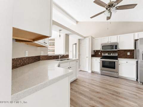 405 Mackenzie Circle, St. Augustine FL - photo 17 of 36