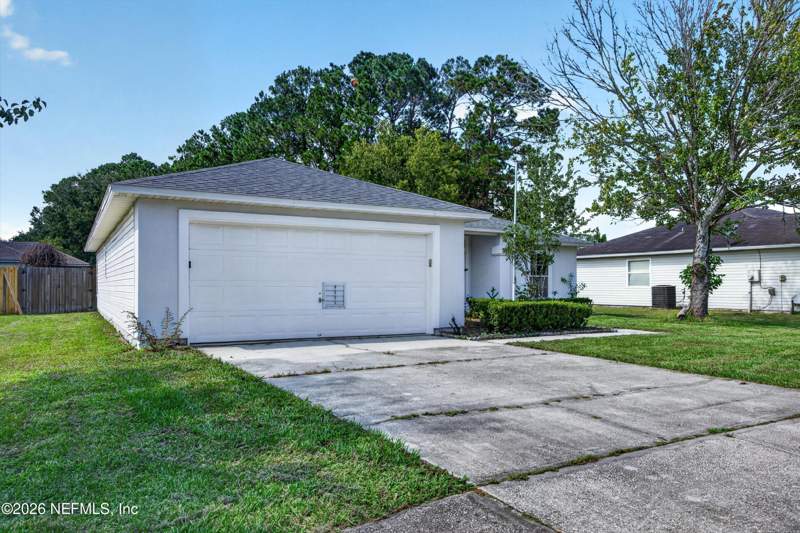 3 bedroom Single Family Residence at 9691 Nelson Fork Drive, Plum Tree, Jacksonville — photo 4