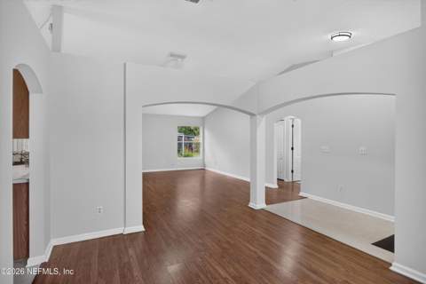9691 Nelson Fork Drive, Jacksonville FL - photo 8 of 37