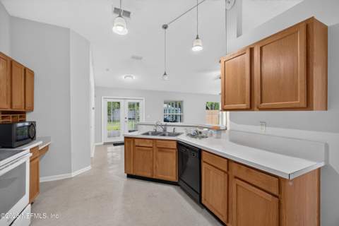 9691 Nelson Fork Drive, Jacksonville FL - photo 18 of 37