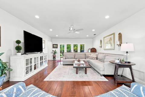 7660 Hunters Grove Road, Jacksonville FL - photo 20 of 74