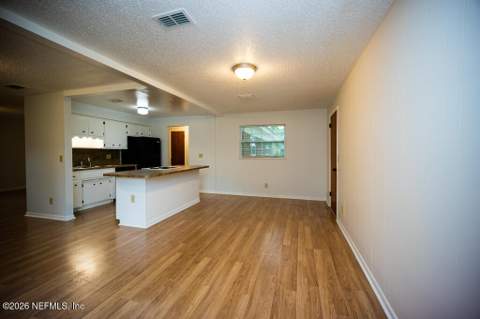 1068 Knoll Cove, Jacksonville FL - photo 13 of 33
