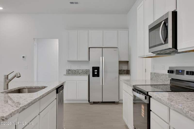 5 bedroom Single Family Residence at 3864 Holstein Way, Amberly, Green Cove Springs — photo 3