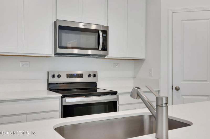 3 bedroom Townhouse at 3787 Athenian Way, Atlantis Point, Middleburg — photo 2