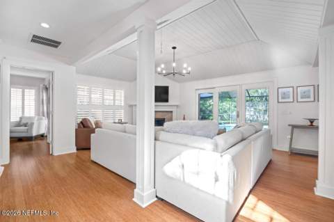 6029 Bridgewater Circle, Ponte Vedra Beach FL - photo 6 of 45