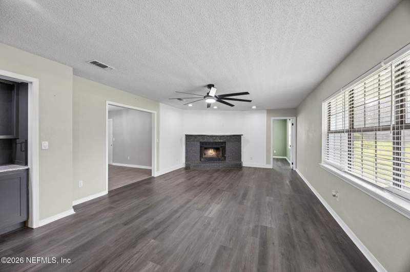 3 bedroom Single Family Residence at 1184 Surrey Glen, Foxmeadow, Middleburg — photo 5
