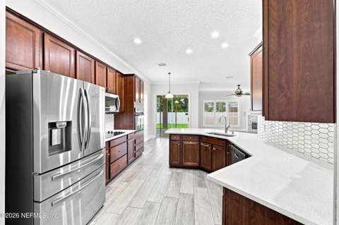 10125 Delpoint Lane, Jacksonville FL - photo 19 of 44
