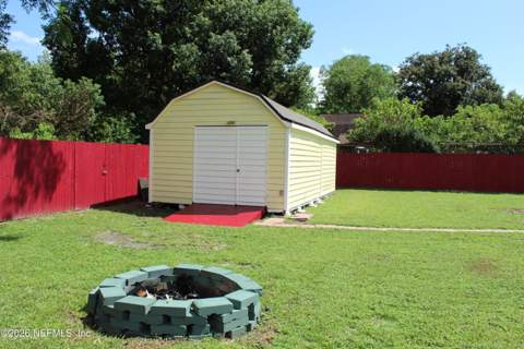 2515 Eastill Drive, Jacksonville FL - photo 12 of 41