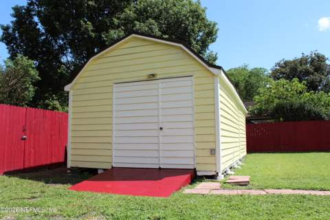 2515 Eastill Drive, Jacksonville FL - photo 13 of 41