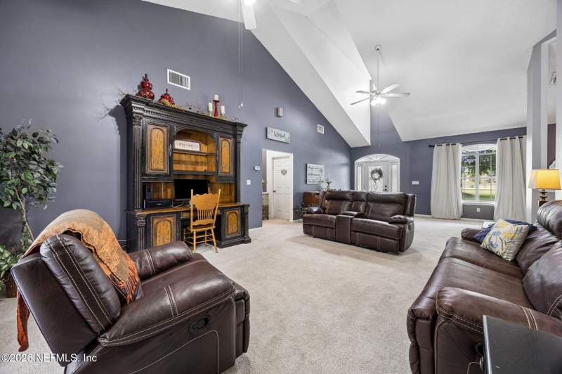 3 bedroom Single Family Residence at 35739 Quail Road, Callahan, Callahan — photo 5
