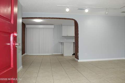 2515 Eastill Drive, Jacksonville FL - photo 18 of 41