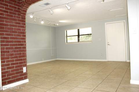 2515 Eastill Drive, Jacksonville FL - photo 20 of 41