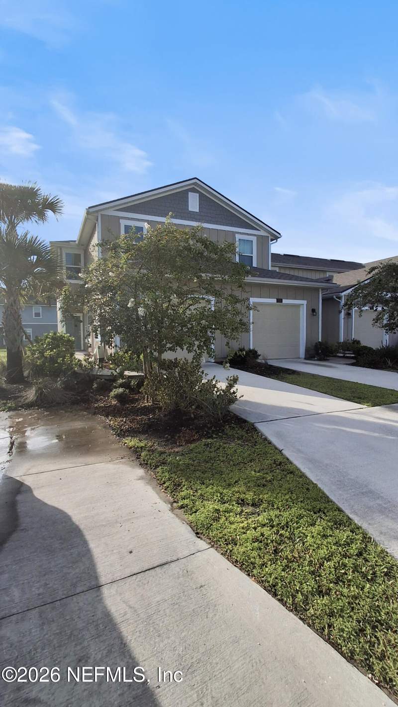 3 bedroom Townhouse at 878 Capitol Parkway, Capitol Park, Jacksonville — photo 2