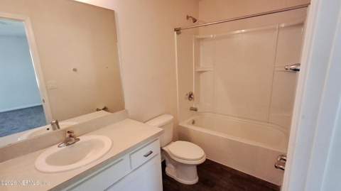 878 Capitol Parkway, Jacksonville FL - photo 14 of 18